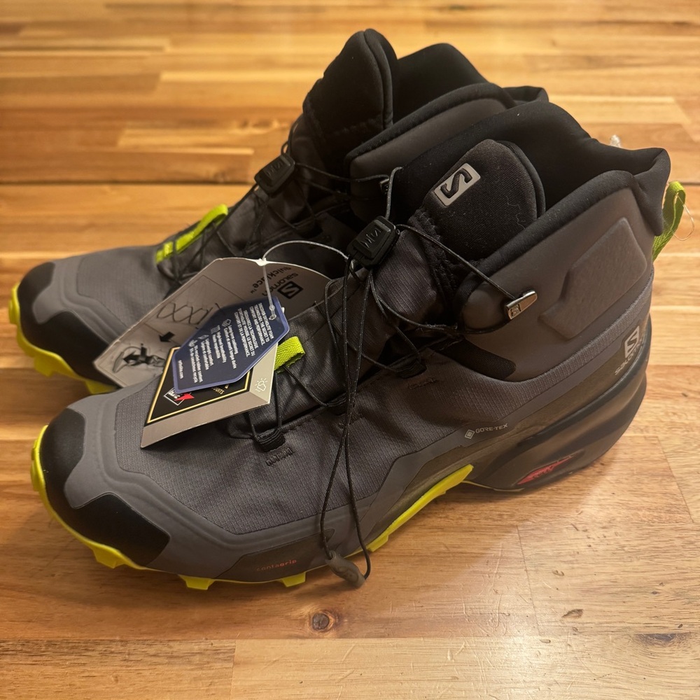 Salomon Cross Hike Mid GTX • Men’s 9